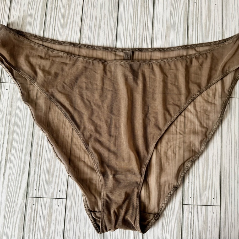 NWOT | SKIMS | Ultra Fine Mesh Bikini Brief Brown Tan - Size 4X